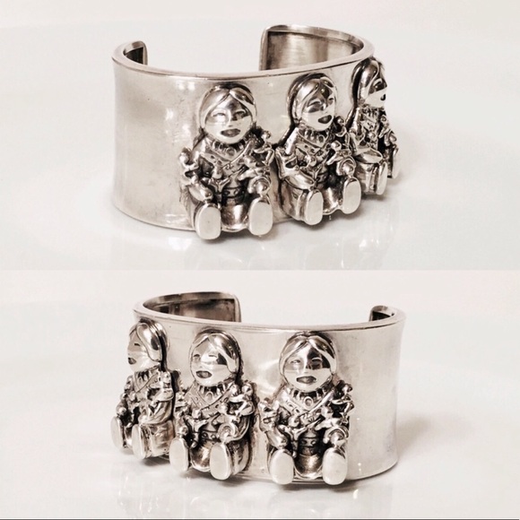 Carol Felley Wide Sterling Storyteller Cuff - Picture 2 of 8